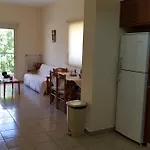 Lazaros * Pissouri