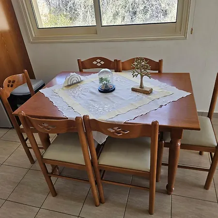 Lazaros Apartment *